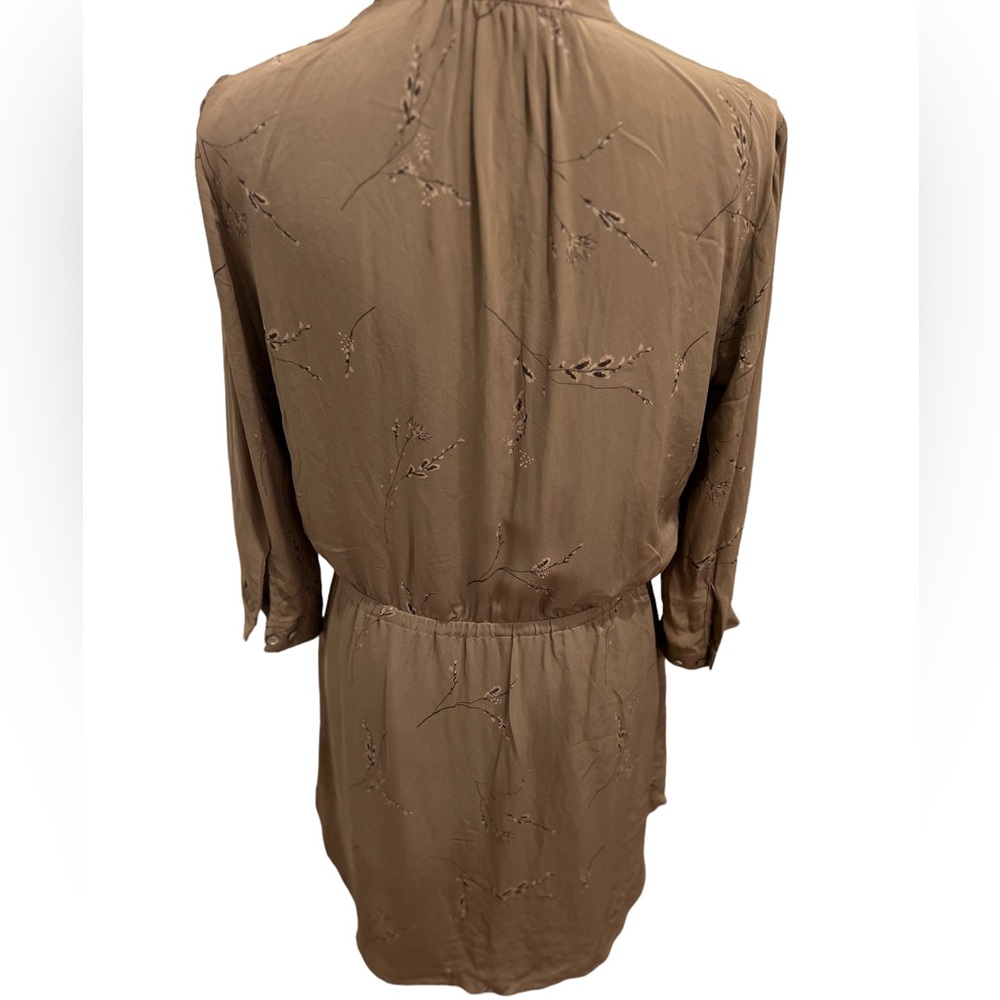 Artiza Babaton Bennett silk shirt dress floral Taupe tie waist size medium - Picture 2 of 11